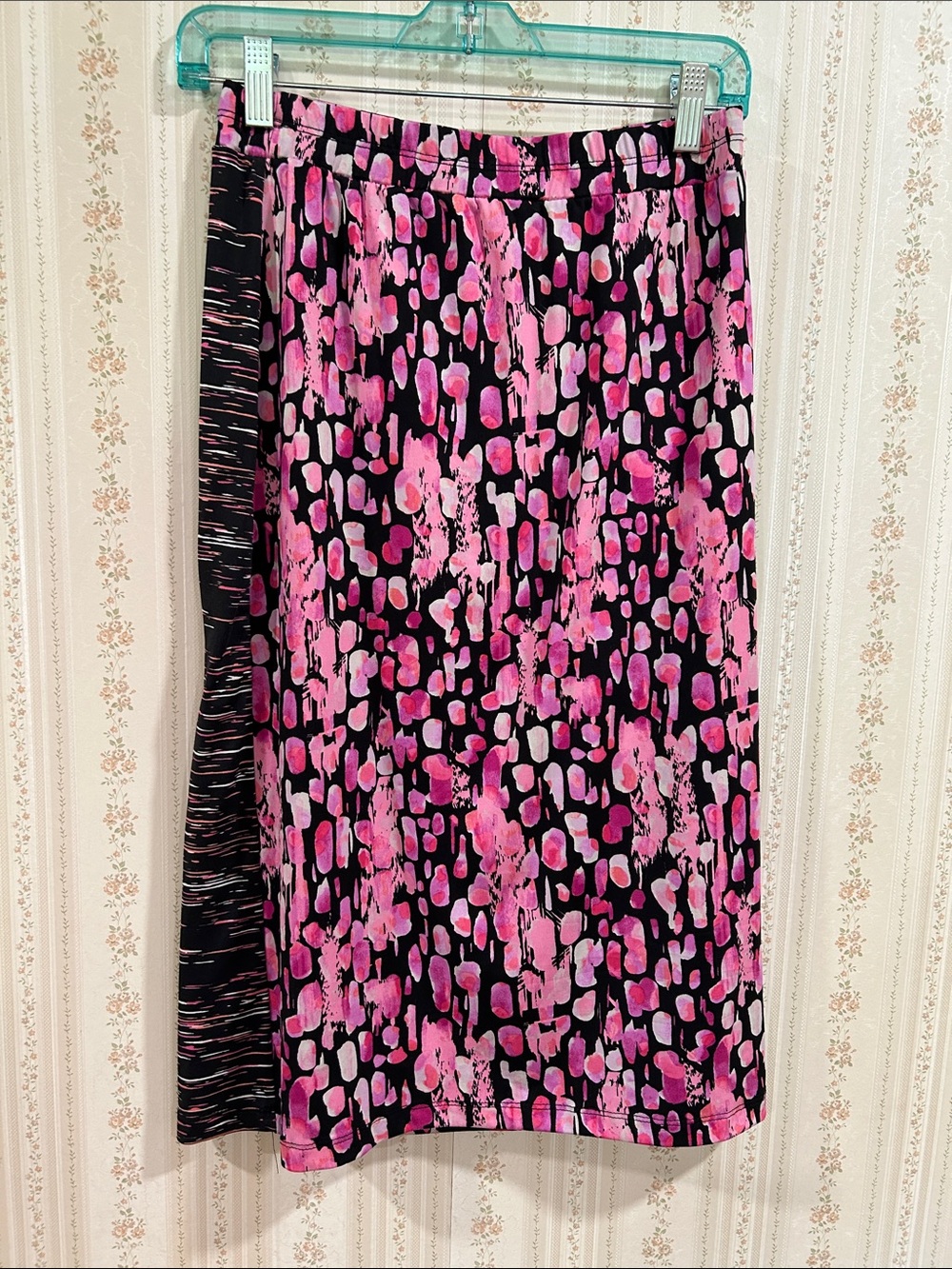Women’s Pink Patterned swim Skirt
